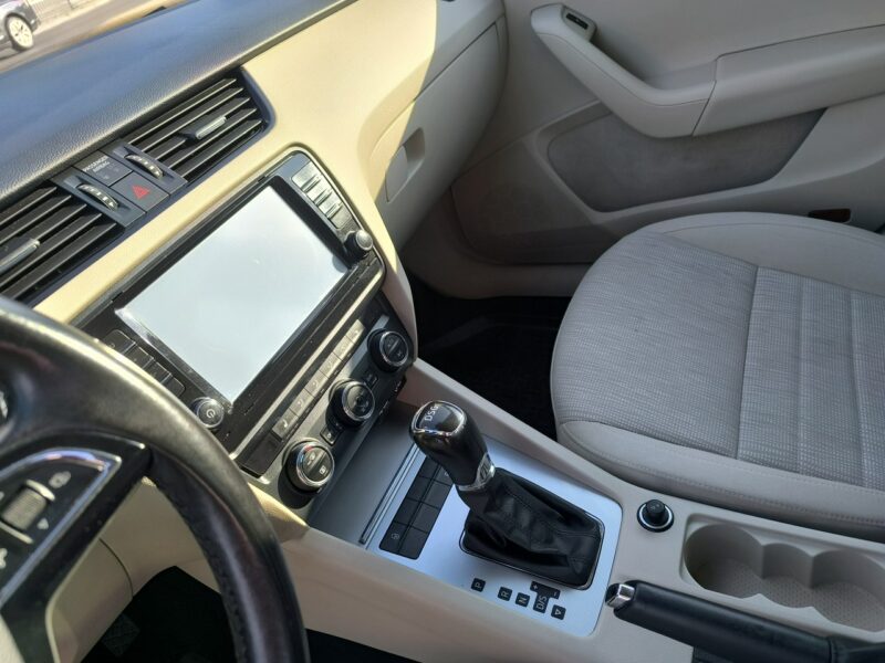 Škoda Octavia 1.4TSi 150KM Automat Navi Kamera BiXenon Salon Polska III (2013-)