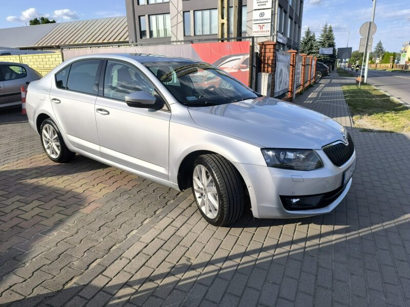 Škoda Octavia 1.4TSi 150KM Automat Navi Kamera BiXenon Salon Polska III (2013-)