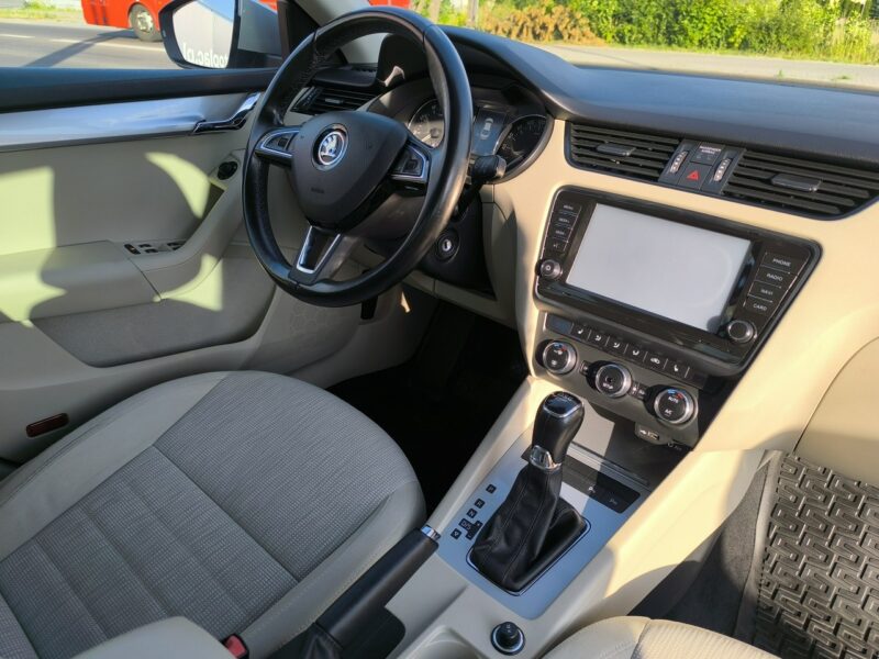 Škoda Octavia 1.4TSi 150KM Automat Navi Kamera BiXenon Salon Polska III (2013-)