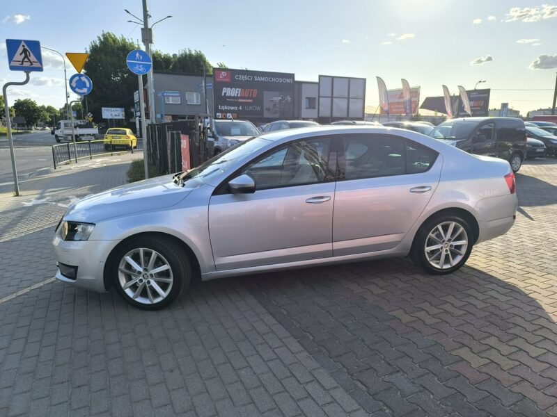 Škoda Octavia 1.4TSi 150KM Automat Navi Kamera BiXenon Salon Polska III (2013-)