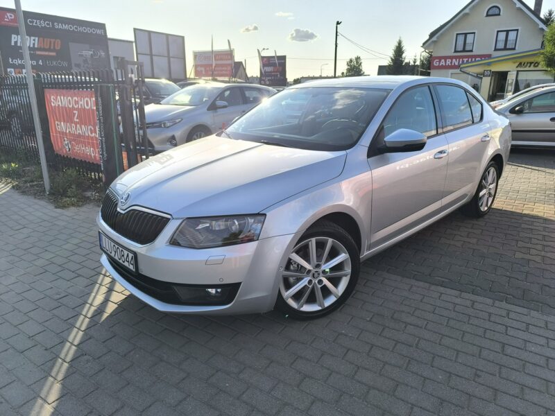 Škoda Octavia 1.4TSi 150KM Automat Navi Kamera BiXenon Salon Polska III (2013-)