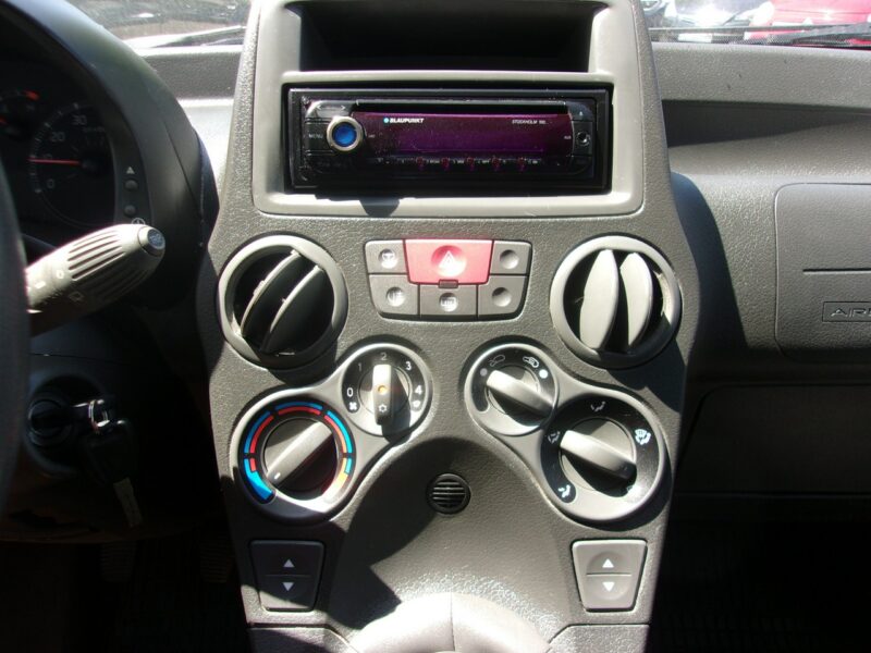 Fiat Panda Klimatyzacja, Elektryczne szyby, ABS, 5 drzwi, Niski przebieg II (2003-2012)