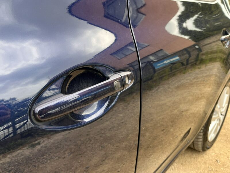 Toyota Auris 1.6 Xenon Climatronic Alu Tempomat El szyby Stan BDB BEzwypadk Opłacon I (2006-2012)