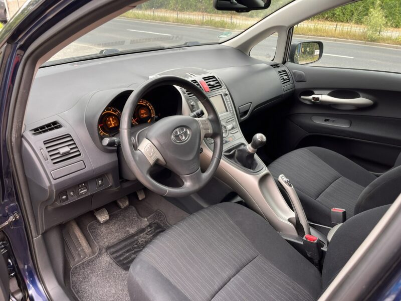 Toyota Auris 1.6 Xenon Climatronic Alu Tempomat El szyby Stan BDB BEzwypadk Opłacon I (2006-2012)