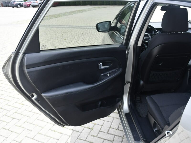 Kia Carens 1,7crdi DUDKI11 Kam.Cof.Navigacja. 7 Foteli. Tempomat.Ledy.OKAZJA IV (2013-)
