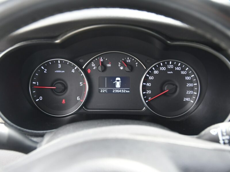Kia Carens 1,7crdi DUDKI11 Kam.Cof.Navigacja. 7 Foteli. Tempomat.Ledy.OKAZJA IV (2013-)