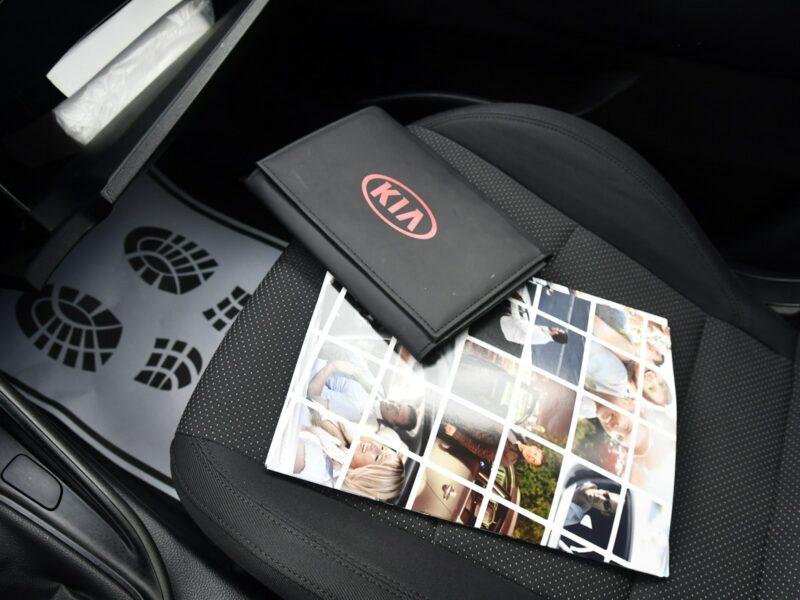 Kia Carens 1,7crdi DUDKI11 Kam.Cof.Navigacja. 7 Foteli. Tempomat.Ledy.OKAZJA IV (2013-)