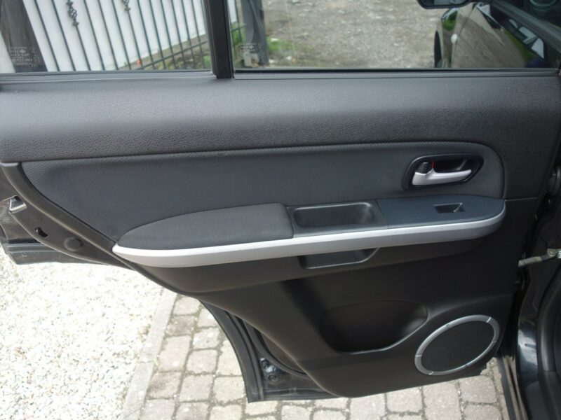 Suzuki Grand Vitara Suzuki Grand Vitara 2007 2.0 benzyna-GAZ 4x4 180tyś przebiegu II (2005-2015)