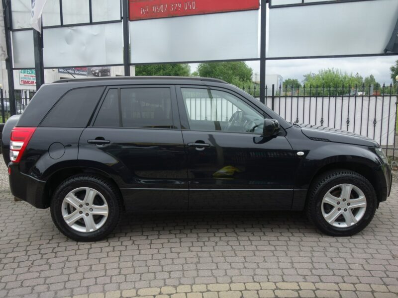 Suzuki Grand Vitara Suzuki Grand Vitara 2007 2.0 benzyna-GAZ 4x4 180tyś przebiegu II (2005-2015)