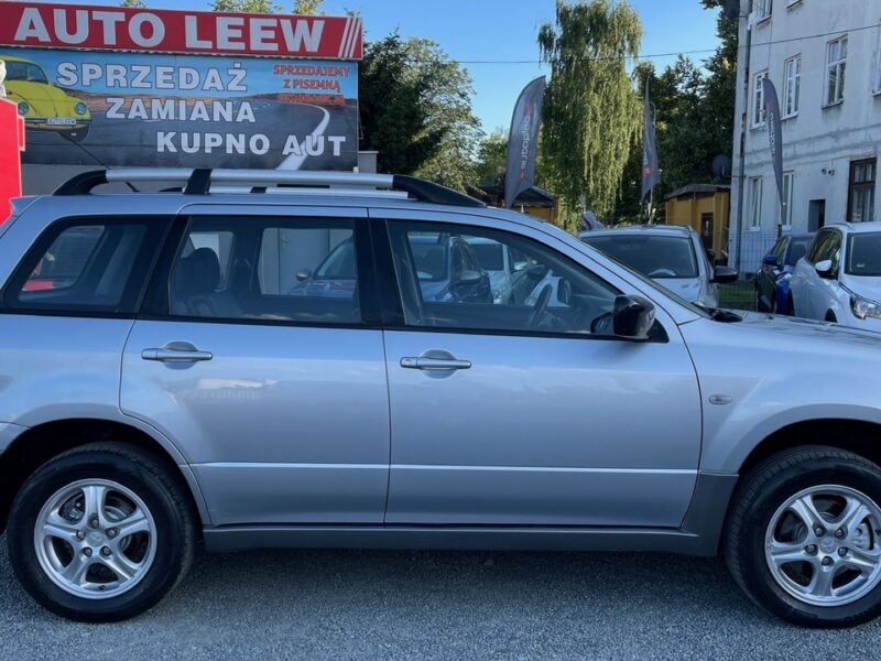 Mitsubishi Outlander 2.0 Benzyna 4x4 Zarejestrowany Ubezpieczony I (2001-2006)