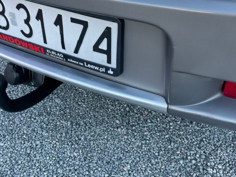 Mitsubishi Outlander 2.0 Benzyna 4x4 Zarejestrowany Ubezpieczony I (2001-2006)