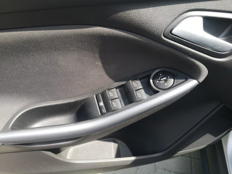 Ford Focus 1.6 TDCI 115KM Klimatronik Navi ALU Isofix Tempomat Gwarancja Mk3 (2010-2018)