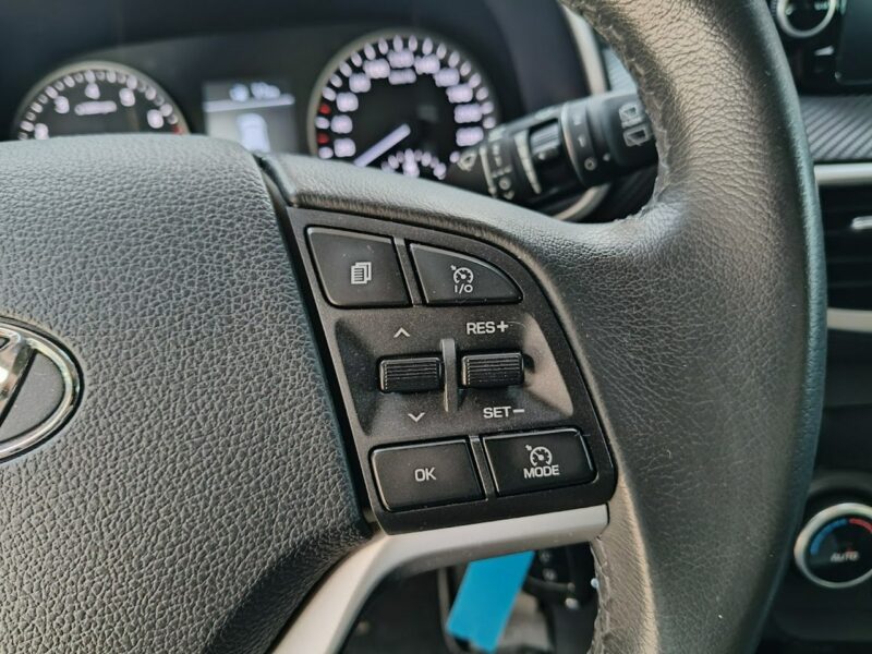 Hyundai Tucson 1.6 132KM LIFT Navi, Kamera, Grzane Fotele, Czujniki Cofania III (2015-2020)