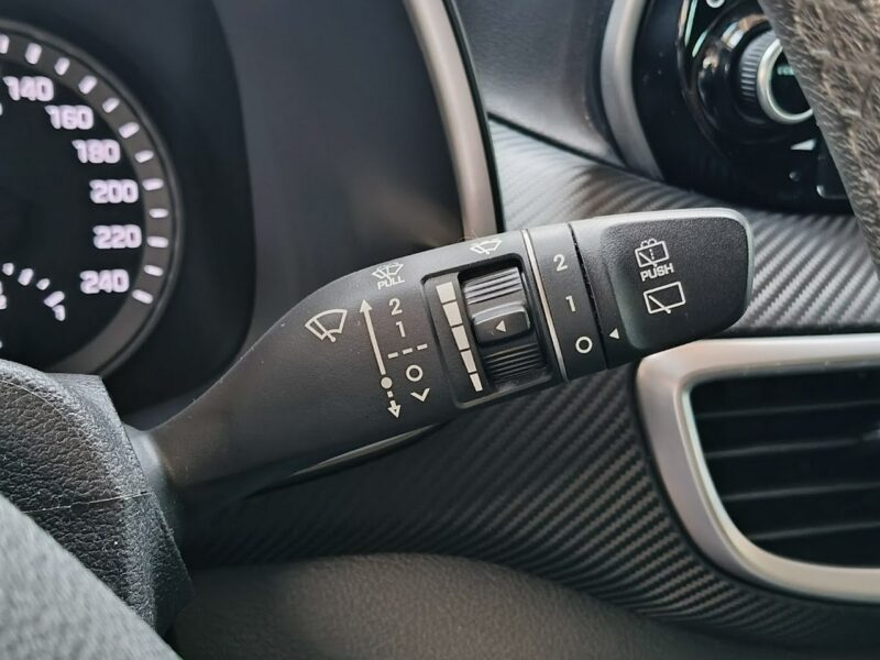 Hyundai Tucson 1.6 132KM LIFT Navi, Kamera, Grzane Fotele, Czujniki Cofania III (2015-2020)
