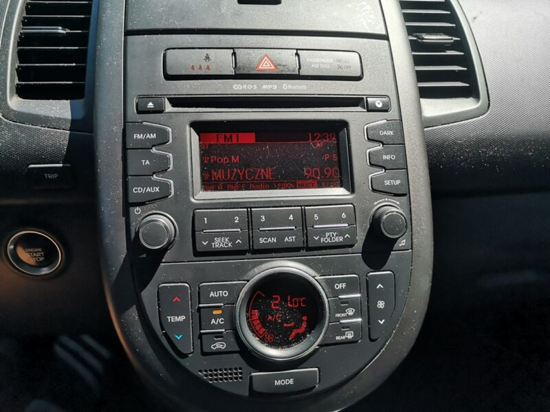 Kia Soul 1.6 CRDI 128 KM Klimatr Kamera Alu Ledy Parktronik Isofix Gwarancja I (2009-2014)