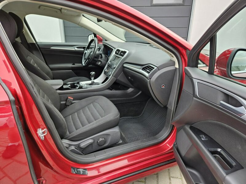 Ford Mondeo 2.0 TDCi 150KM manual BEZWYPADEK zadbany BDB STAN Mk5 (2014-)