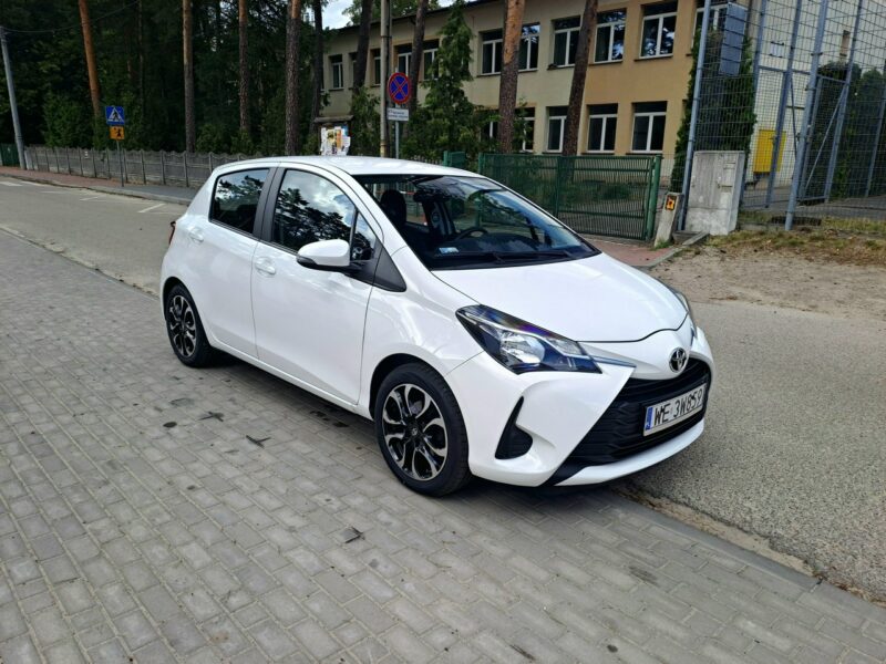 Toyota Yaris Salon Polska LPG Radar Lane Assist III (2011-2019)