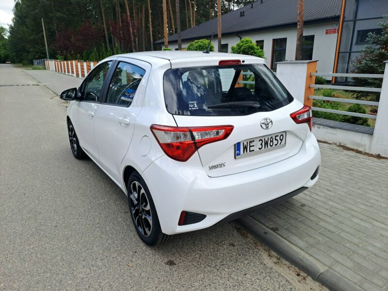 Toyota Yaris Salon Polska LPG Radar Lane Assist III (2011-2019)