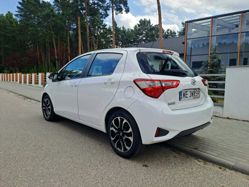 Toyota Yaris Salon Polska LPG Radar Lane Assist III (2011-2019)