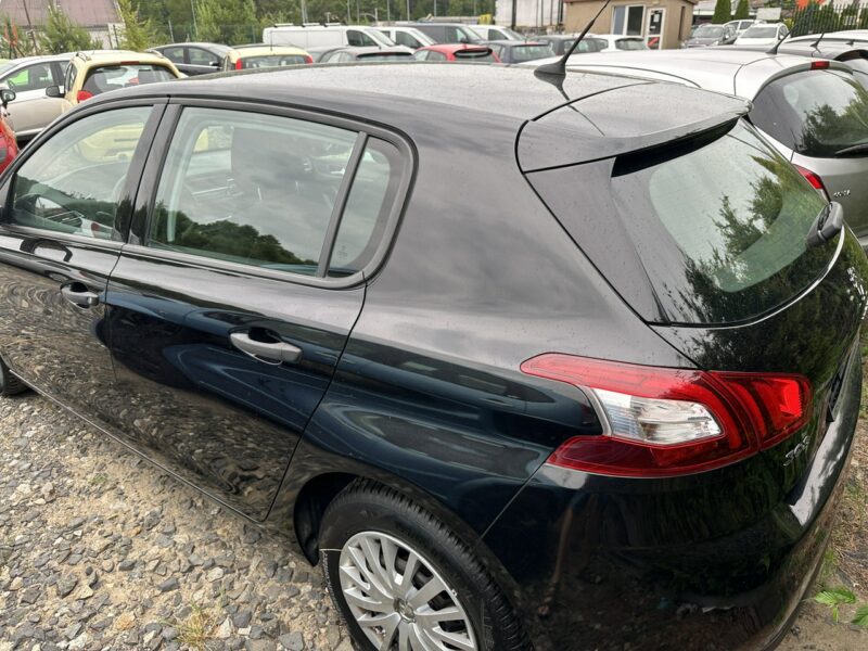 Peugeot 308 Benzyna, tempomat, LED światła dzienne, klimatyzacja, isofix, import T9 (2014-2021)
