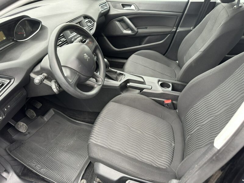 Peugeot 308 Benzyna, tempomat, LED światła dzienne, klimatyzacja, isofix, import T9 (2014-2021)