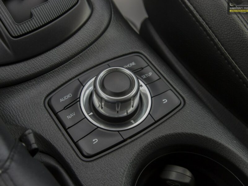 Mazda CX-5 AWD / Xenon / Kamera / Skóry / Biała Perła /Bezwypadkowy / Gwarancja I (2012-2017)