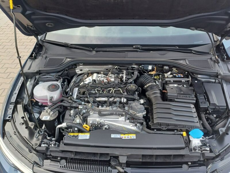 Volkswagen Golf 2.0 TDi Salon Polska Przebieg tylko 3950 km !!! VIII (2020-)
