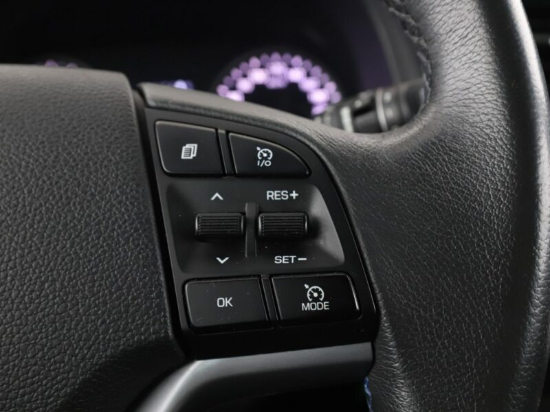 Hyundai Tucson 4WD Navi Automatyczna klimatyzacja podgrzewane fotele Kamera cofania H III (2015-2020)