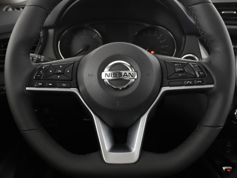 Nissan X-Trail Tekna 177KM 4x4 automat skóra panorama navi kamera grzane fotele hak t III (2014-2021)