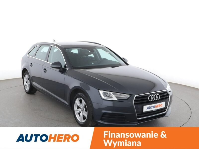 Audi A4 navi xenon klima auto grzane fotele czujniki parkowania B9 (2015-)