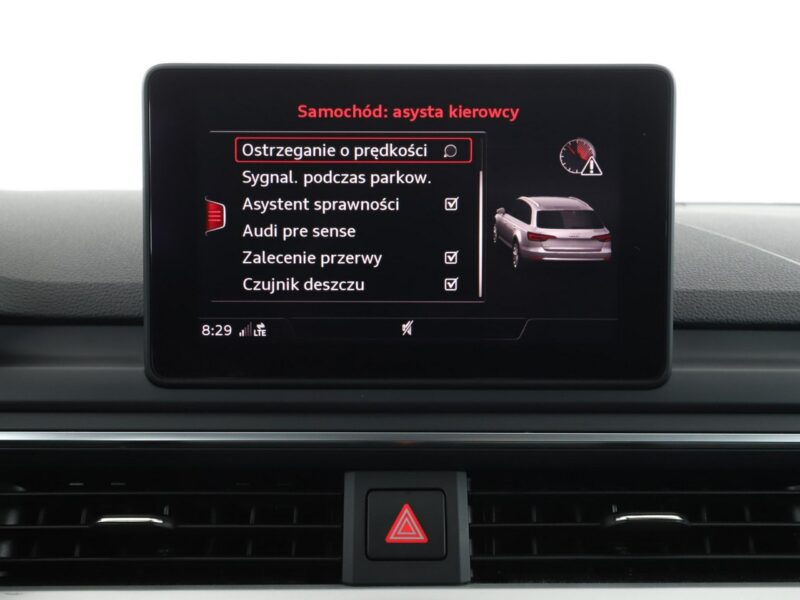 Audi A4 navi xenon klima auto grzane fotele czujniki parkowania B9 (2015-)