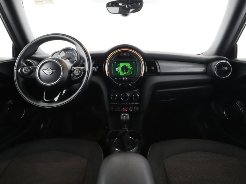 Mini Cooper navi klima auto full LED czujniki parkowania II (2006-)