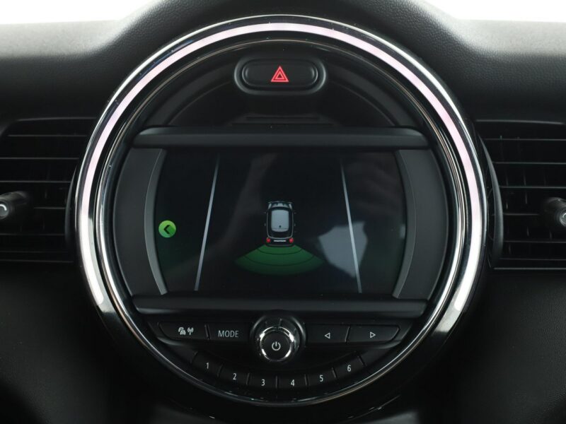 Mini Cooper navi klima auto full LED czujniki parkowania II (2006-)