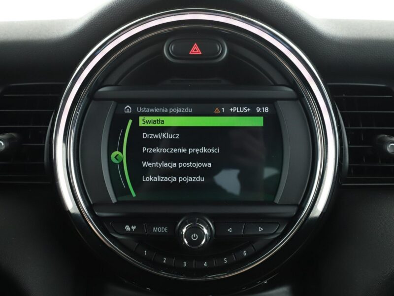 Mini Cooper navi klima auto full LED czujniki parkowania II (2006-)