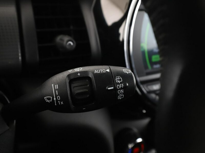 Mini Cooper navi klima auto full LED czujniki parkowania II (2006-)