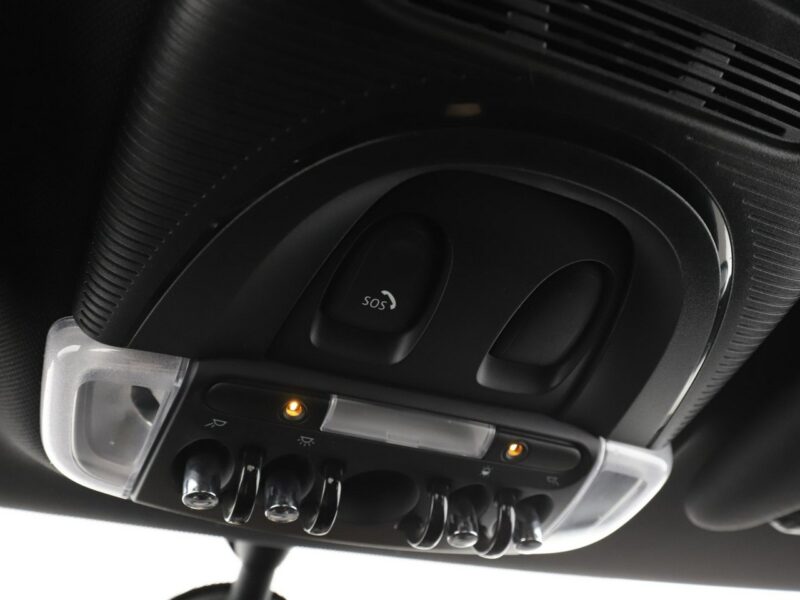 Mini Cooper navi klima auto full LED czujniki parkowania II (2006-)