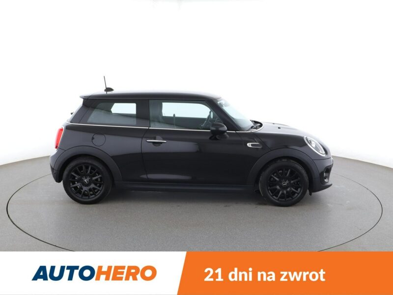 Mini Cooper navi klima auto full LED czujniki parkowania II (2006-)