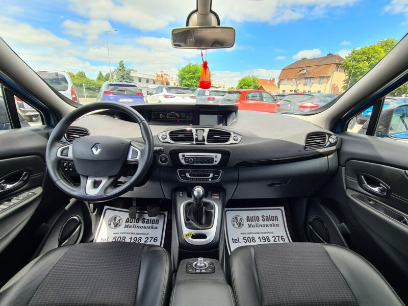 Renault Scenic BOSE Navi Kamera 2xPDC Grzane Fotele Półskóry Klimatronik Sensory Led III (2009-2016)