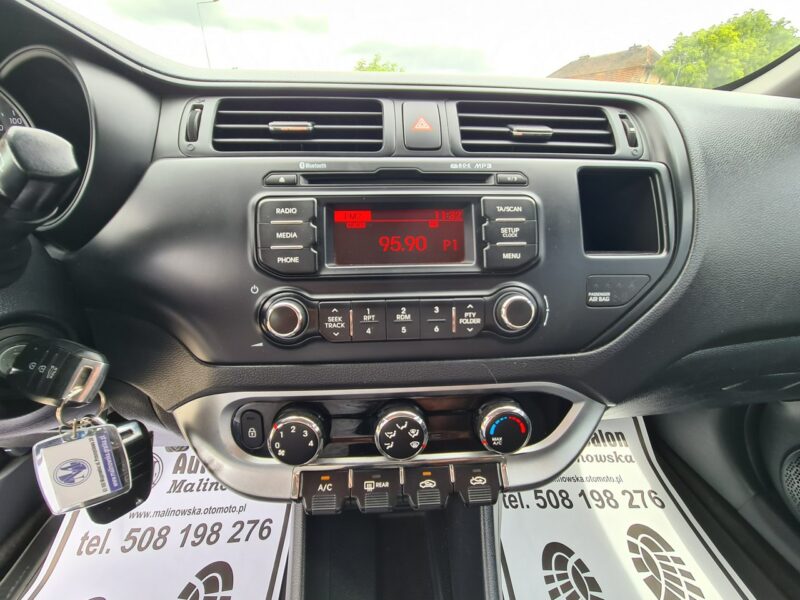 Kia Rio Benzyna Klimatyzacja Komputer El.Szyby Idealny Stan Tech. Zadbana III (2011-)
