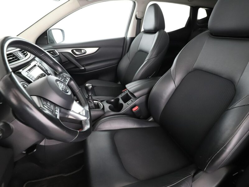 Nissan Qashqai Tekna 163KM półskóra navi kamera360 grzane fotele panorama LED tempoma II (2013-2021)