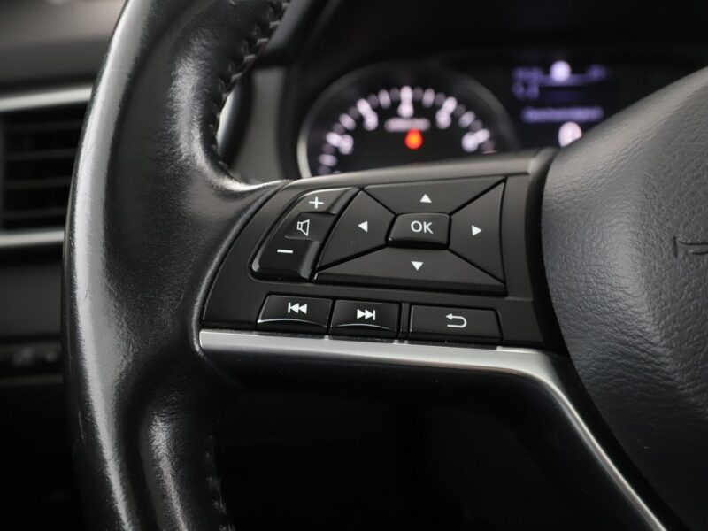 Nissan Qashqai Tekna 163KM półskóra navi kamera360 grzane fotele panorama LED tempoma II (2013-2021)