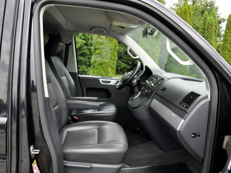 Volkswagen Multivan 2.0TDI(180KM)*Long*DSG*Highline*Navi*Skóry*6-Foteli*2xPar*Alu17"ASO VW