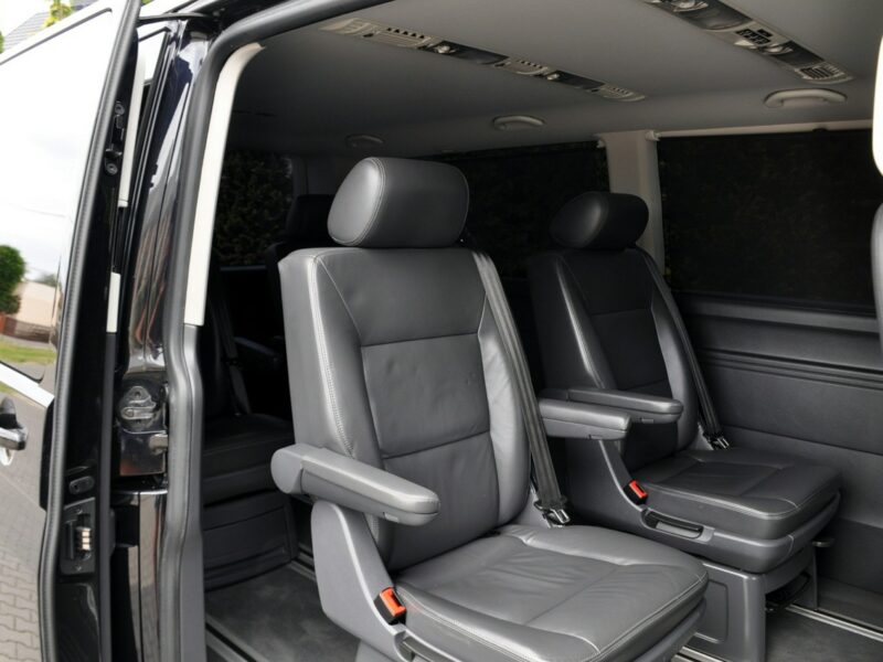 Volkswagen Multivan 2.0TDI(180KM)*Long*DSG*Highline*Navi*Skóry*6-Foteli*2xPar*Alu17"ASO VW