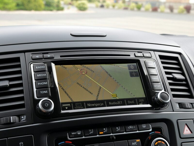 Volkswagen Multivan 2.0TDI(180KM)*Long*DSG*Highline*Navi*Skóry*6-Foteli*2xPar*Alu17"ASO VW
