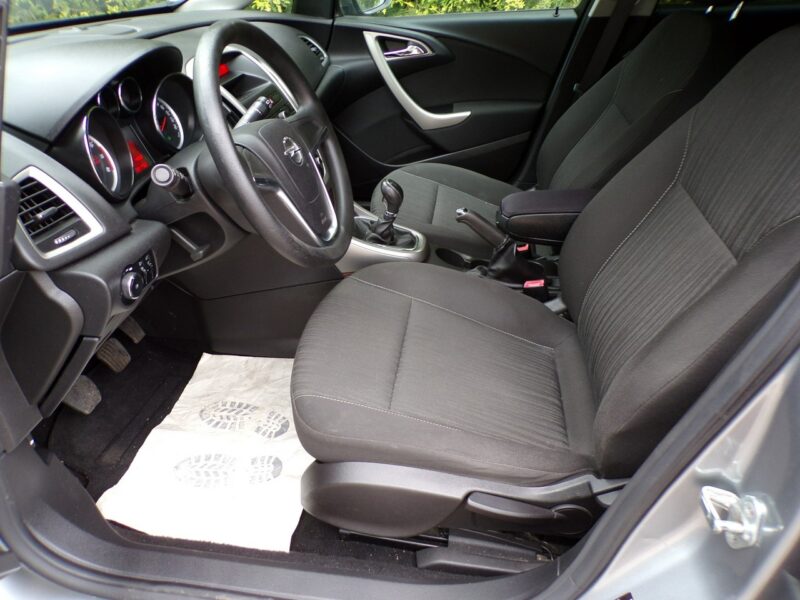Opel Astra Bagażnik Rowerowy /Klima /Gwarancja /1,6 /115KM /2010 J (2009-2019)
