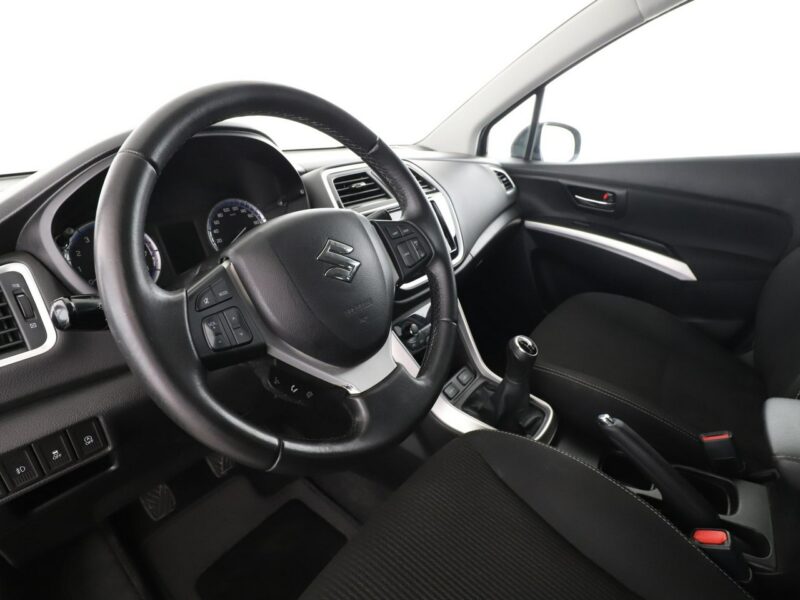 Suzuki SX4 S-Cross klima auto multi funkcja grzane fotele kamera cofania