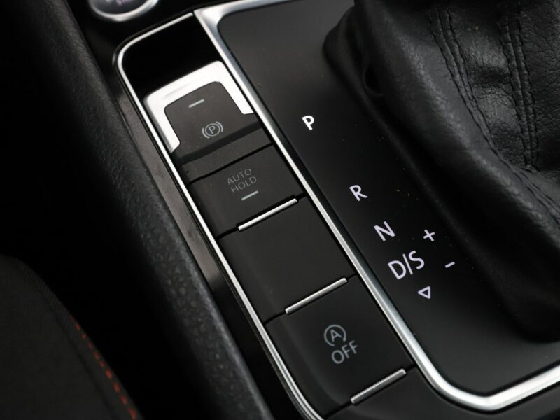 Volkswagen Golf Sportsvan automat navi kamera climatronic Bluetooth tempomat I (2014-)