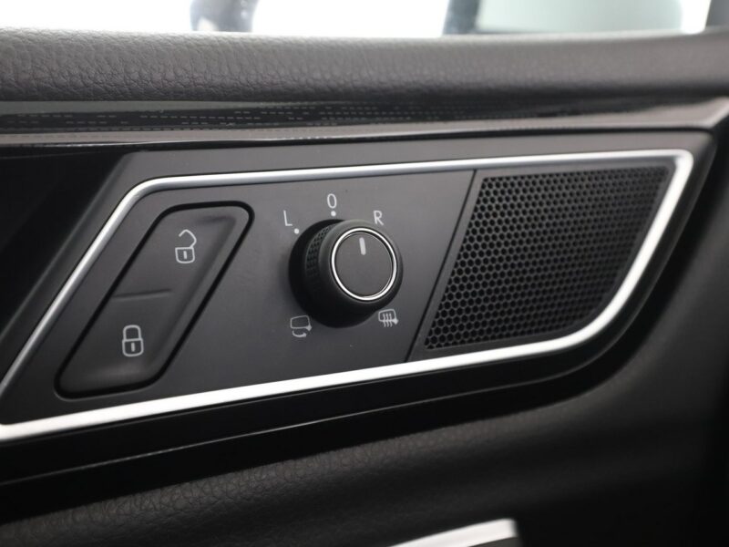 Volkswagen Golf Sportsvan automat navi kamera climatronic Bluetooth tempomat I (2014-)