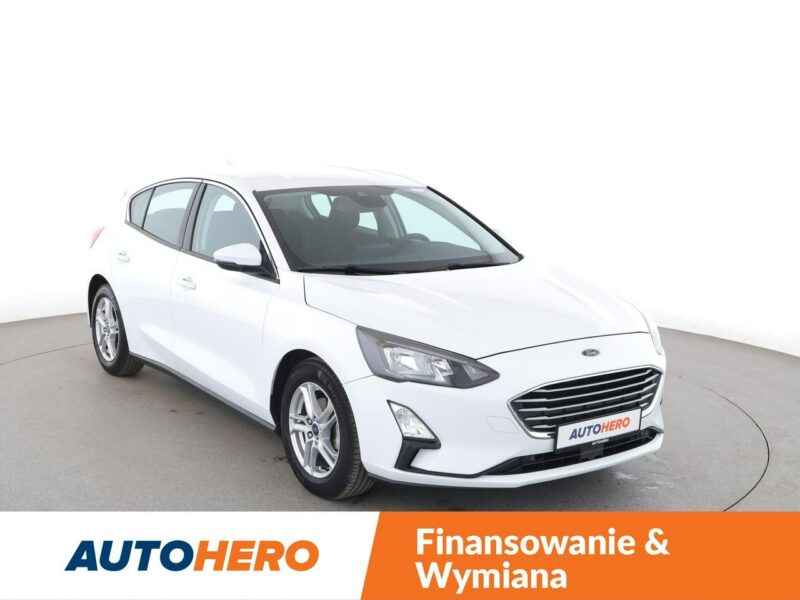 Ford Focus navi czujniki parkowania klima hak multifunkcja Mk4 (2018-)