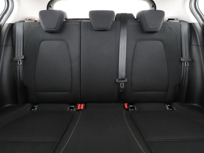 Ford Focus navi czujniki parkowania klima hak multifunkcja Mk4 (2018-)